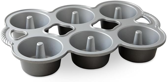 Procast Mini Angel Cakes