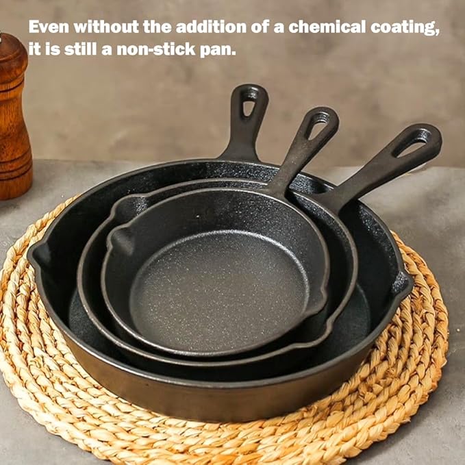 4 Inch Mini Cast Iron Skillet With Handle Hanging Hole Uncoated Oven Safe Small Pan Cookware Casserole Dish For Kitchen Indoor Outdoor Picnic (4×4×1 inch)