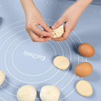 Silicone Pastry Mat 28"*20" Extra Thick Non Stick Baking Mat Food Grade Silicone Dough Rolling Bake Mat with Edge Heightening Blue