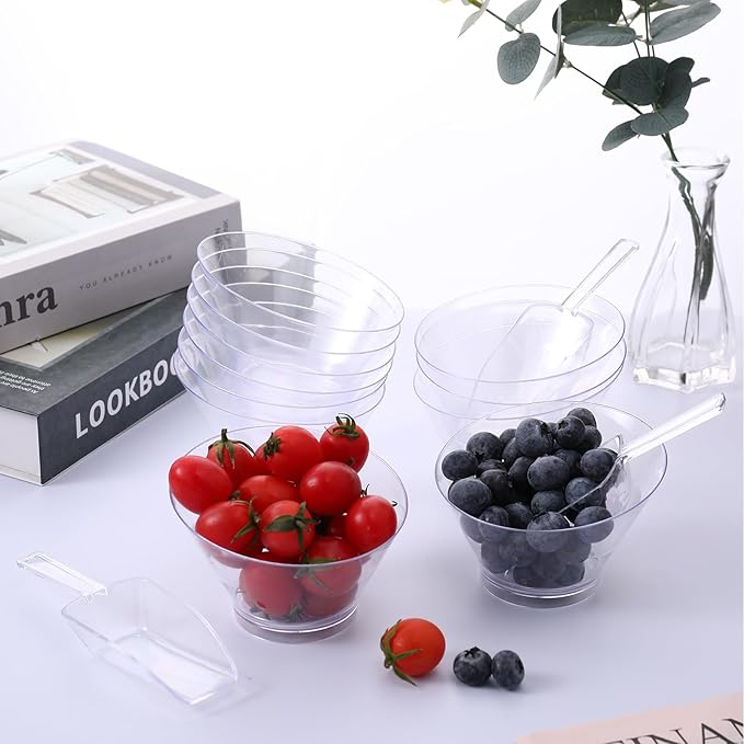 Sawysine 12 Pcs Plastic Clear Serving Bowls with Kitchen Plastic Scoops Salad Serving Bowls Popcorn Scoops Angled Candy Container for Salad Cooking Parties, 210 ml
