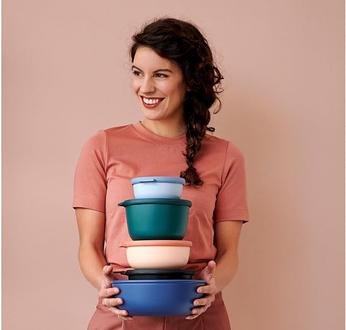 Mepal Cirqula Set of 4 Multi Food Storage and Serving Bowls with Lids, Food Prep Containers, Shallow, Nordic Blue, 1 each (350ml|12oz), (750ml|25oz), (1250ml|42oz), (2250ml|76 oz), 1 Set
