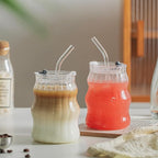 Ribbed Glass Cups with Lids and Straws – Unique Glasses for Iced Coffee, 18oz Vintage Design, Ideal Wavy Coffee Cups with Straws, Bubble Glass Aesthetic, Clear Ribbed Glasses