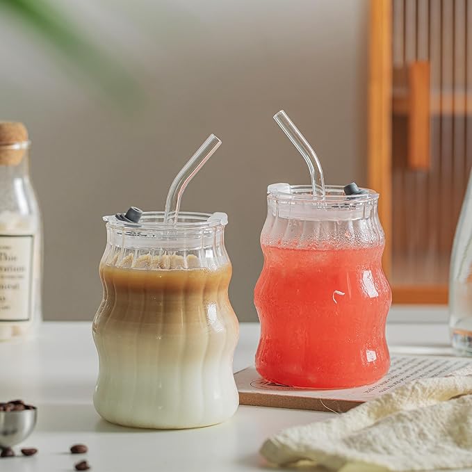Ribbed Glass Cups with Lids and Straws – Unique Glasses for Iced Coffee, 18oz Vintage Design, Ideal Wavy Coffee Cups with Straws, Bubble Glass Aesthetic, Clear Ribbed Glasses