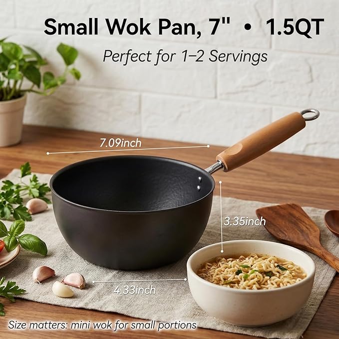 Small Wok Pan with Lid - 7-Inch (1.5QT) Mini Carbon Steel Wok, Flat Bottom Stir Fry Pan, Uncoated & Induction Ready, Ideal for Ramen, Soup, Eggs (1-2 Servings)