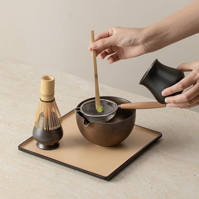 Matcha Whisk Set, Matcha Set with Ceramic Matcha Bowl, Bamboo Whisk & Holder, Sifter, Tea Scoop (Black Gold)