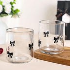 Skylety 2 Pack Bow Icon Juice Glasses, 14 oz Stemless Glass Cups, Coquette Black Bow Juice Cocktail Wine Coffee Drinking Cups for Gift Engagement Wedding Anniversary Valentines Present Party Supplies