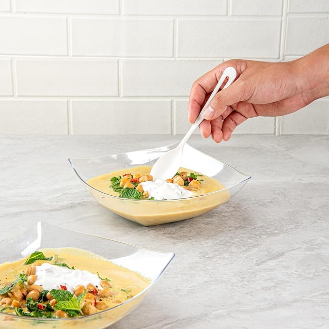 Restaurantware-Moderna 32 Ounce Fancy Plastic Bowls, 10 Square Disposable Salad Bowls - Durable, Heavy-duty, Clear Plastic Bowl, For Warm And Cold Foods