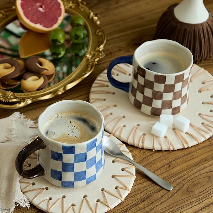 Retro Checkered Ceramic Coffee Mug 16Oz - Extra Large Handle, Microwave Safe Vintage Patterned Tea Cup for Home, Office Blue and White Checkered Pattern, Brown Handle