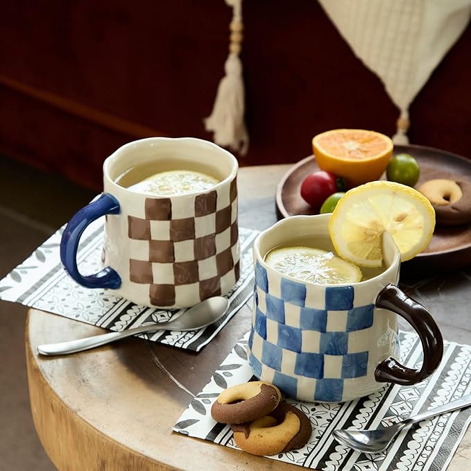 Retro Checkered Ceramic Coffee Mug 16Oz - Extra Large Handle, Microwave Safe Vintage Patterned Tea Cup for Home, Office Blue and White Checkered Pattern, Brown Handle