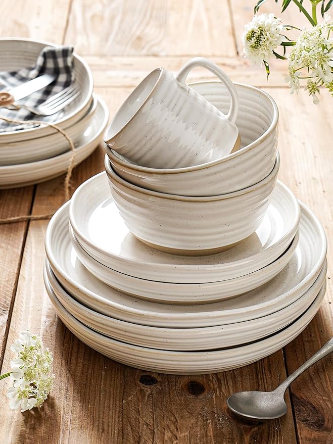 LE TAUCI Plates and Bowls Sets for 4, 16 Piece Stoneware Dinnerware Sets with Mugs, Ceramic Kitchen Dish Set, Chip Resistant, Microwave & Dishwasher Safe, Arctic White