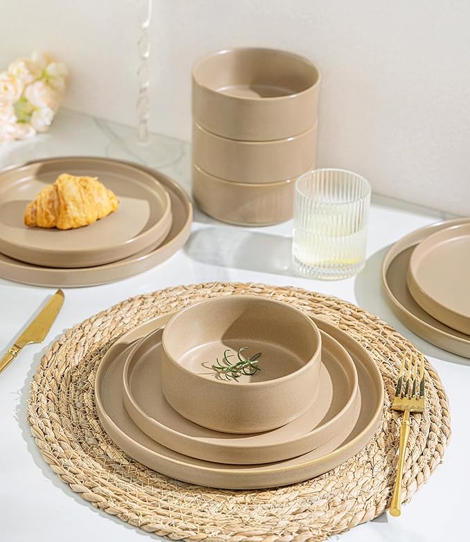 TheTerra Ceramic Dinnerware Sets for 6, 18 Pieces Porcelain Lightweight Plates and Bowls Sets, Scratch Resistant Dish Set, Oven & Microwave & Dishwasher Safe, Ivory Cream