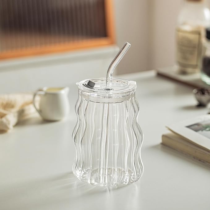 KEMORELA 6PCS Vintage Ribbed Glass Cups – 18oz Wavy Design with Lids & Straws, Clear Bubble Aesthetic for Iced Coffee & Drinks