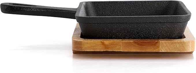 Megachef Cast Iron Mini Fry Pan/Saute Pan with Wood Tray, Cookware, Bakeware, Serveware (4 Piece)
