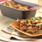 Rachael Ray 47962 Yum-o! Bakeware Oven Lovin' Nonstick Loaf Pan, 9-Inch by 5-Inch Steel Pan, Gray with Red Handles