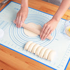 Silicone Baking Mat，Non Stick Rolling Dough with Measurements for Pie Pizza Cookies Fondant Making，Extra Thick Non Slip Silicone Pastry Mat (Blue, L-16"×24")