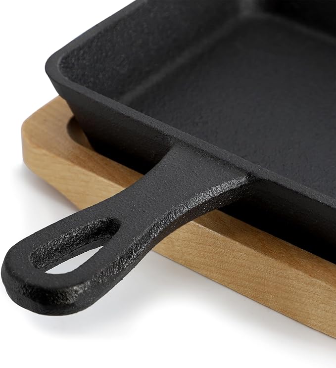 Megachef Cast Iron Mini Fry Pan/Saute Pan with Wood Tray, Cookware, Bakeware, Serveware (4 Piece)