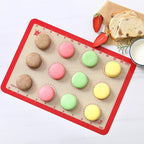 Silicone Baking Mat Set of 4, GUANCI Grade Food Baking mats Non-Stick Reusable Pizza Bakeware Mat for Making Macaroon, Pizza, Cookie, Pastry, Bread, Bun(Red)