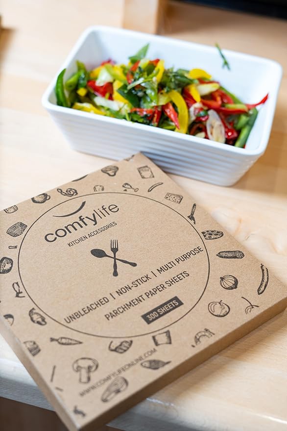 Comfylife 300Pcs 6x6in Patty Paper - No Curl, No Tear, No Burn Baking Paper (6 x 6 inch) – Precut Parchment Paper For Baking or Lining – No Chemical Unbleached Parchment Paper – Cookie Paper