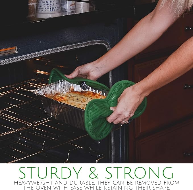 PLASTICPRO [3 Lb 10 Pack Disposable Loaf Pans Aluminum Tin Foil Meal Prep Bakeware - Cookware Perfect for Baking Cakes, Bread, Meatloaf, Lasagna 3 Pound 11'' X 5'' X 2.75''