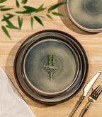 TheTerra Ceramic Dinnerware Sets for 4, 12 Pieces Porcelain Lightweight Speckled Plates and Bowls Sets, Scratch Resistant Dish Set, Oven & Microwave & Dishwasher Safe, Coca Mocha