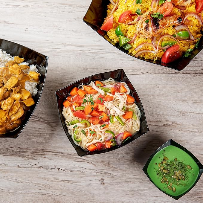 Restaurantware Moderna 32 Ounce Fancy Plastic Bowls 10 Square Disposable Salad Bowls - Durable Heavy-duty Black Plastic Bowls For Warm And Cold Foods (Pack of 3)