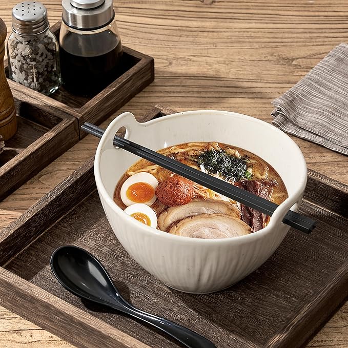 Ramen Bowl with Chopsticks and Spoons Set, 7 Inch Ceramic Noodle Bowl Set of 2, Dishwasher Safe for Pho Udon Soba Noodle Salad Pasta, Special Reactive Glazed White Bowls Set