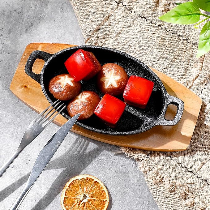 Mifoci 2 Pcs Mini Cast Iron Skillet with Wooden Base Small Cast Iron Fajita Plates Baker's Skillet Matte Black Pan Pot for Kitchen Restaurant Barbecue Dinner (8.7 x 4.7 x 1.6 Inches)