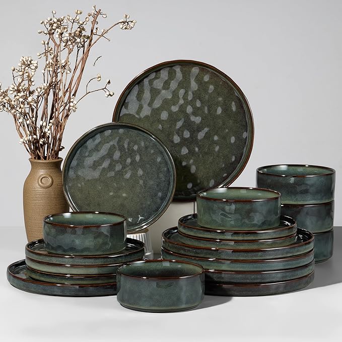 HaWare Dinnerware Sets, 18-Piece Plates and Bowls Set, Stoneware Dish Set for 6, Ceramic Dinnerware for Home Restaurant, Chip and Scratch Resistant, Microwave and Dishwasher Safe, Reactive Moss Green