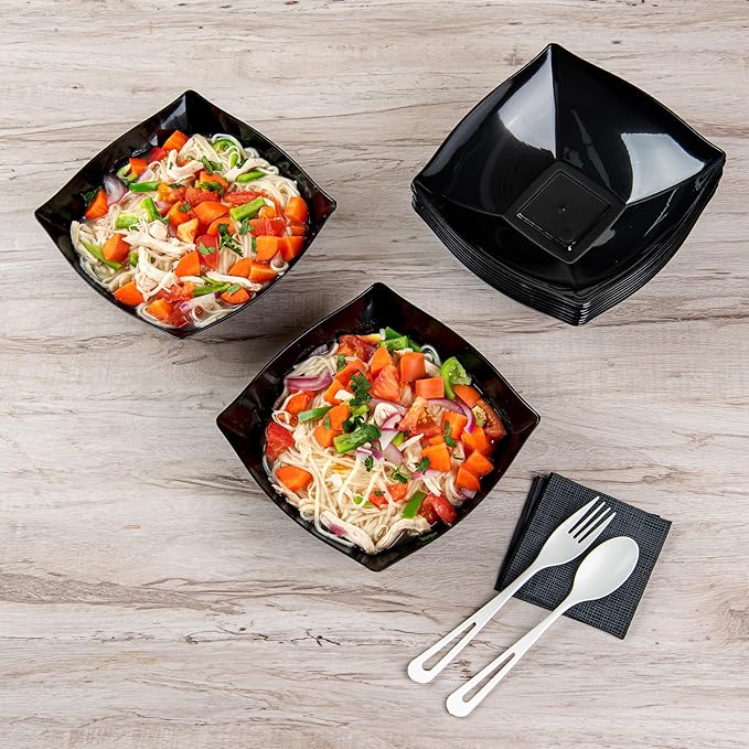 Restaurantware Moderna 32 Ounce Fancy Plastic Bowls 10 Square Disposable Salad Bowls - Durable Heavy-duty Black Plastic Bowls For Warm And Cold Foods